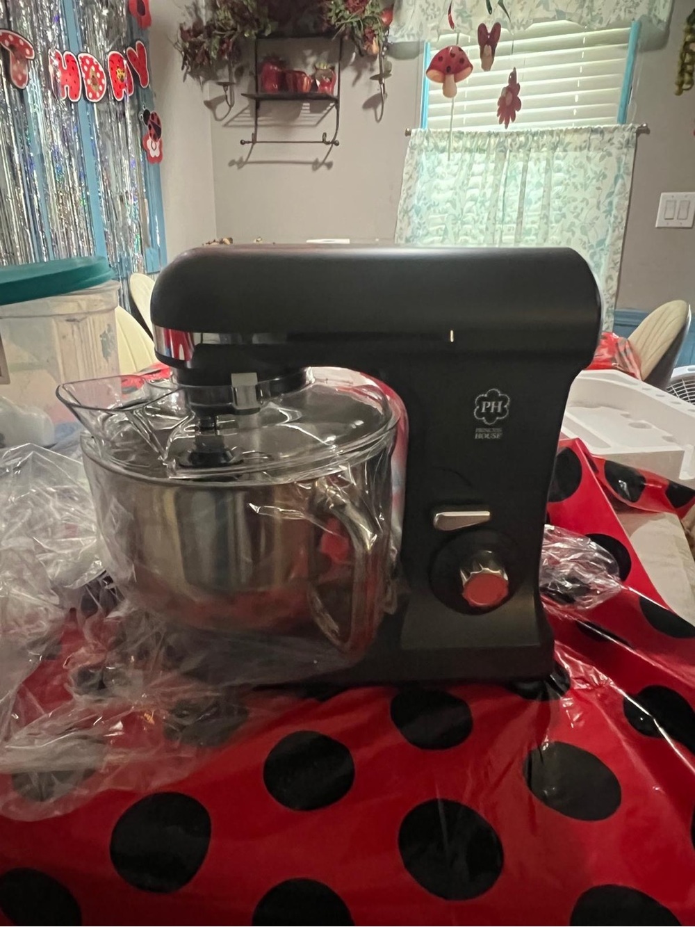 Princess House Black Stand Mixer with Stainless Steel Bowl